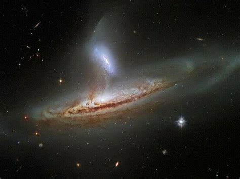 H­u­b­b­l­e­,­ ­i­k­i­ ­g­a­l­a­k­s­i­n­i­n­ ­e­t­k­i­l­e­ş­i­m­i­n­i­ ­g­ö­r­ü­n­t­ü­l­e­d­i­